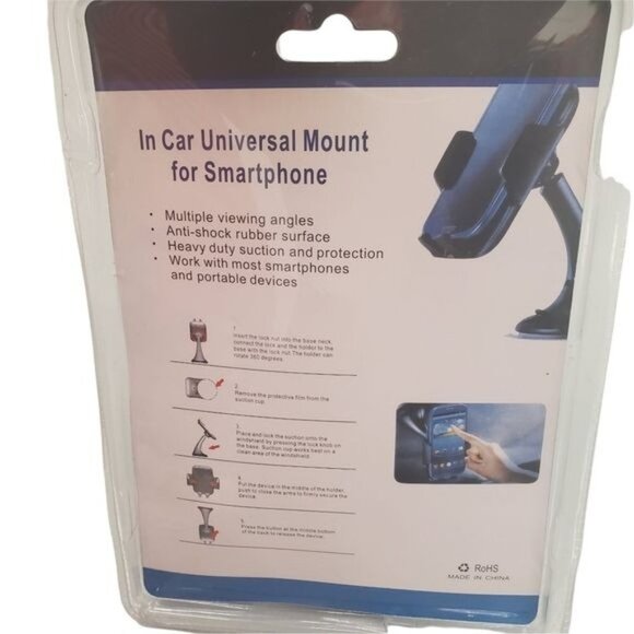 In Car Universal Mount for Smartphone - Picture 2 of 4